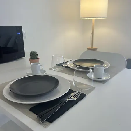Modern With Private Patio Near Cascais & Sintra Dom wakacyjny Alcabideche